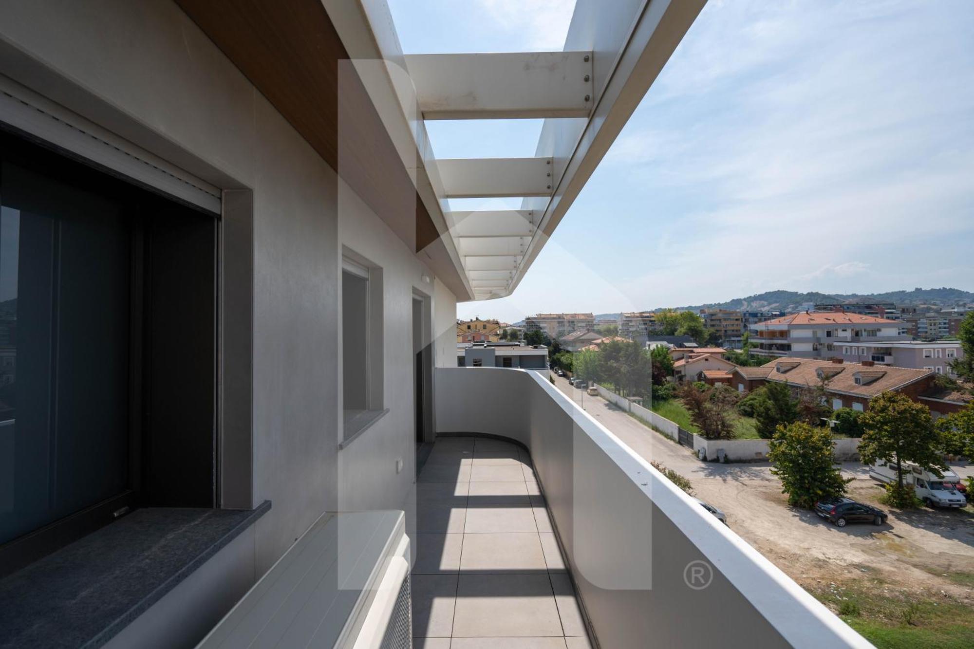 Homiday - Waterfront Montesilvano Marina エクステリア 写真