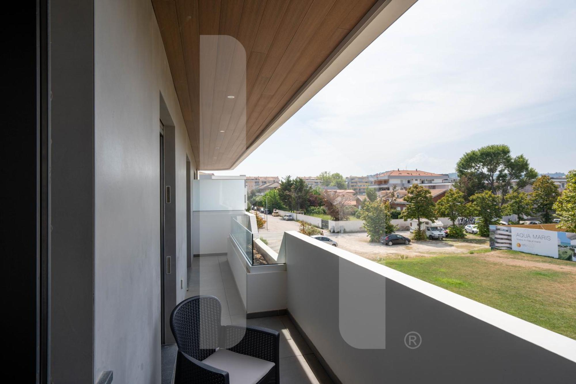 Homiday - Waterfront Montesilvano Marina エクステリア 写真