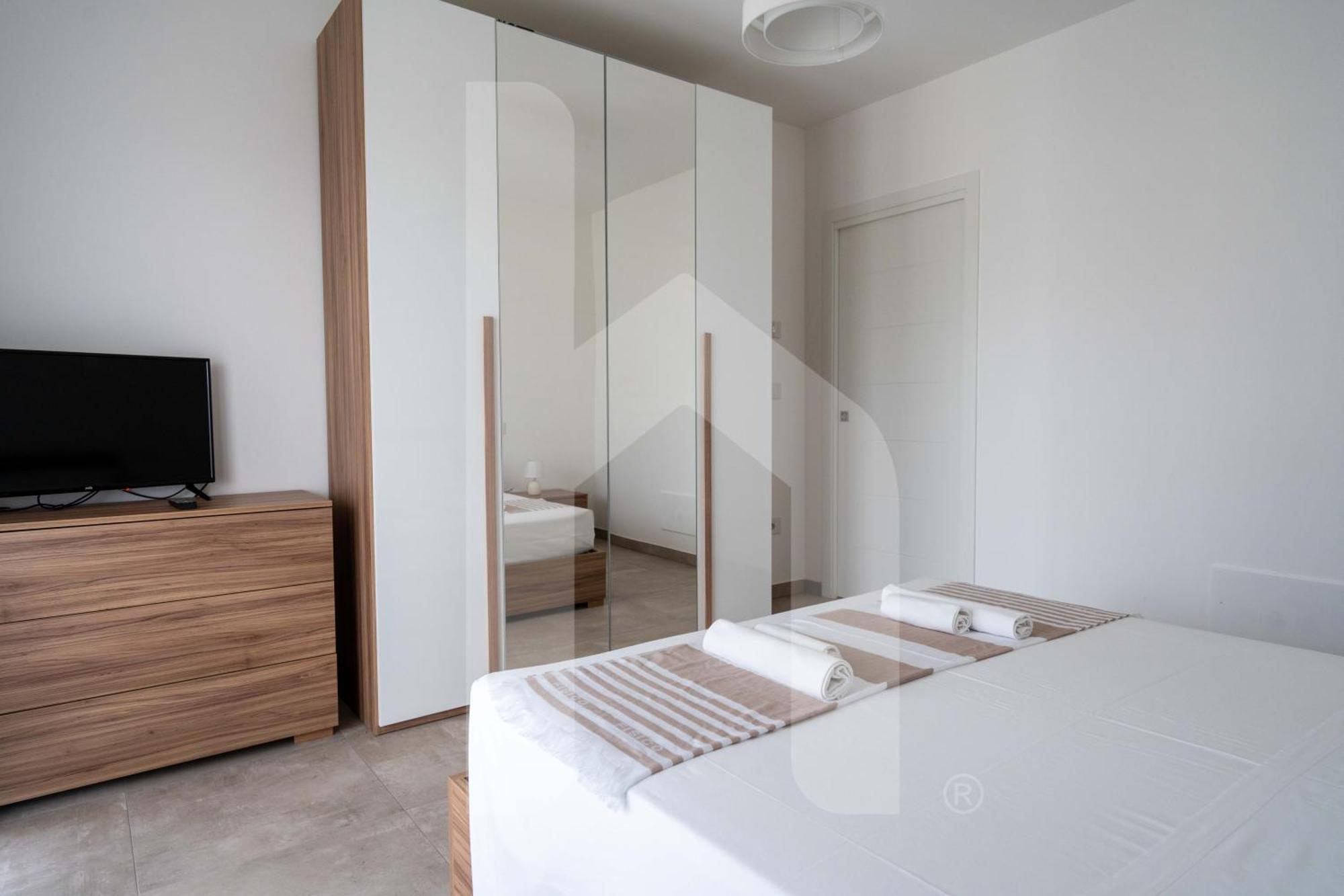 Homiday - Waterfront Montesilvano Marina エクステリア 写真