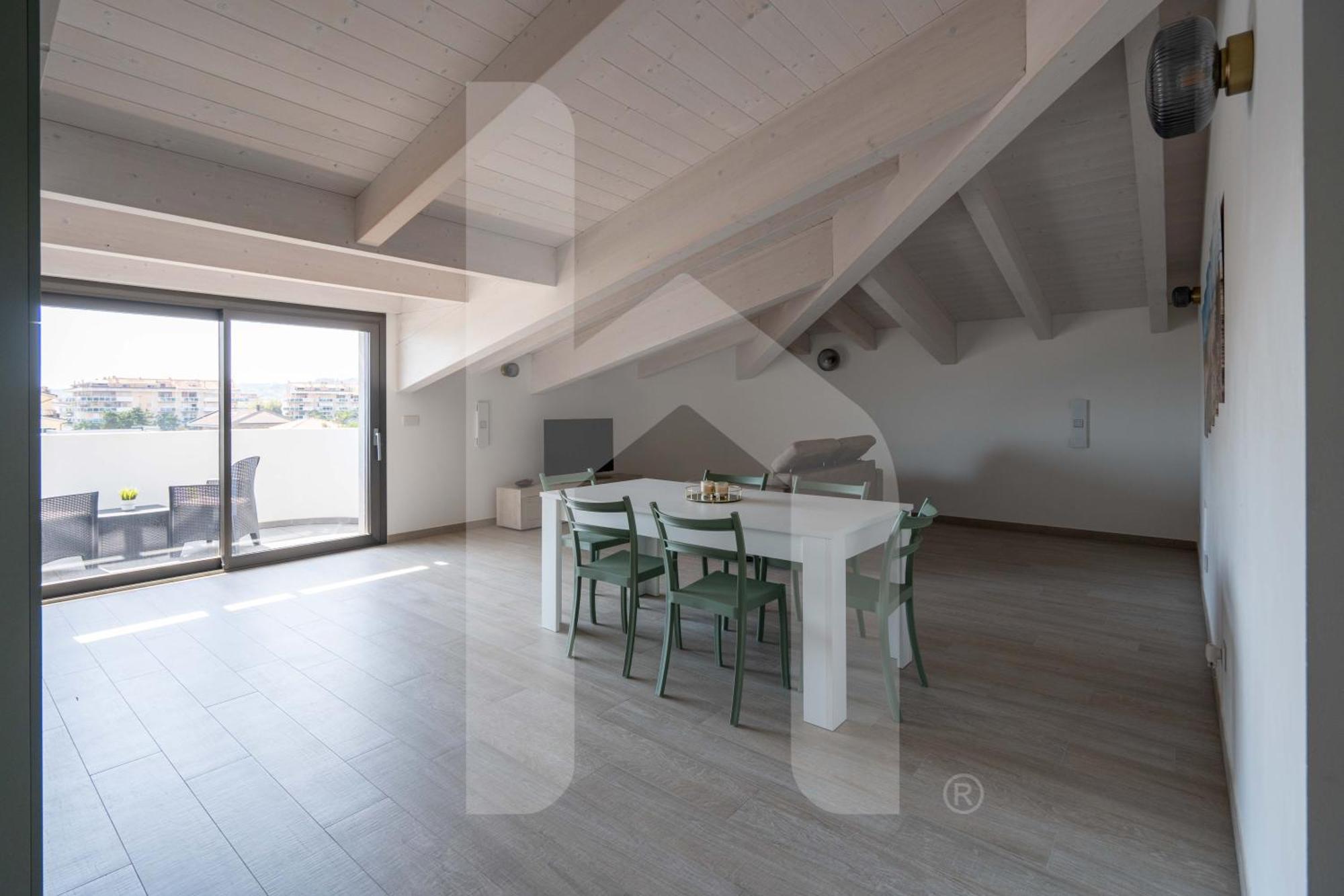 Homiday - Waterfront Montesilvano Marina エクステリア 写真