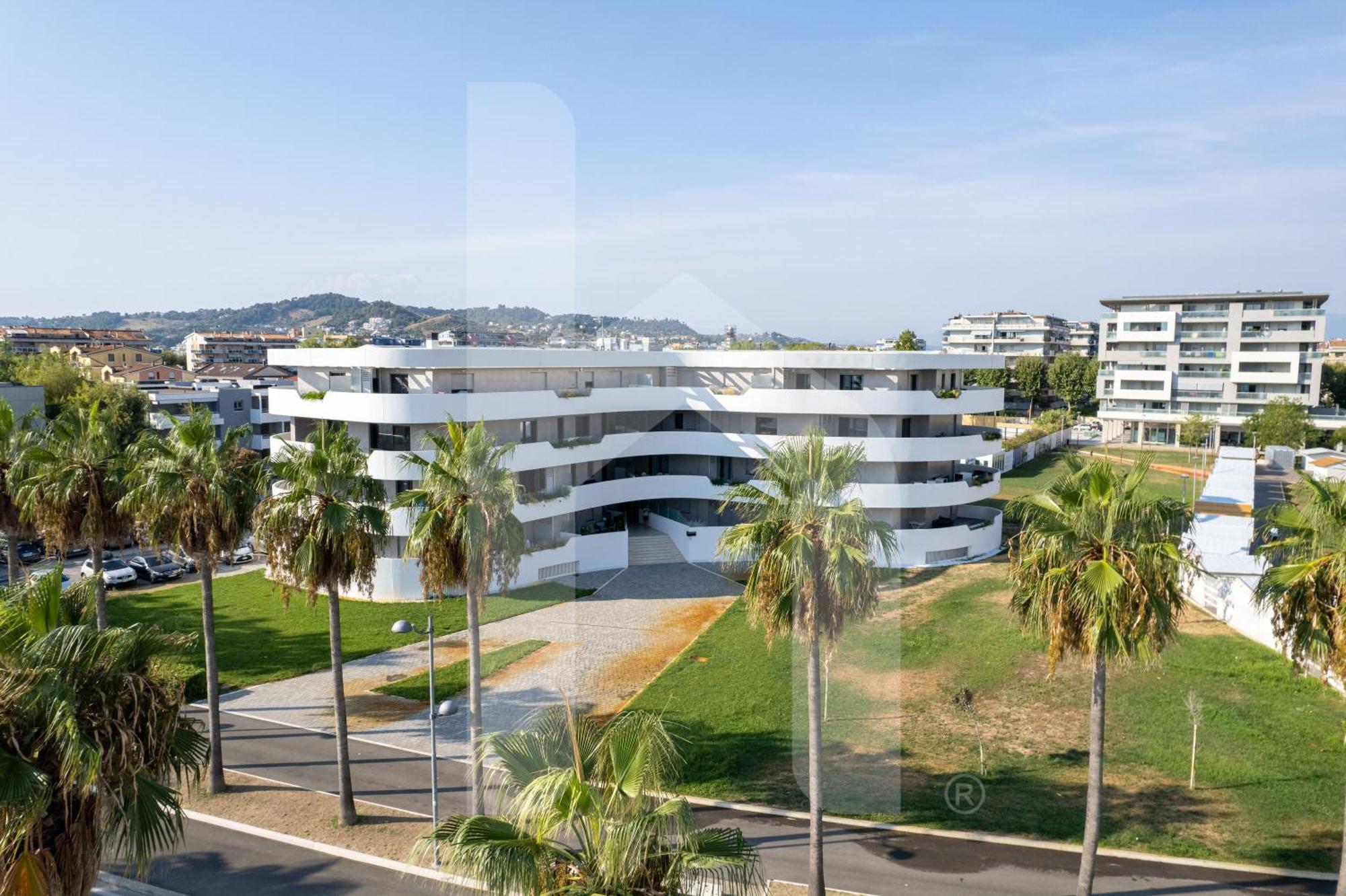 Homiday - Waterfront Montesilvano Marina エクステリア 写真