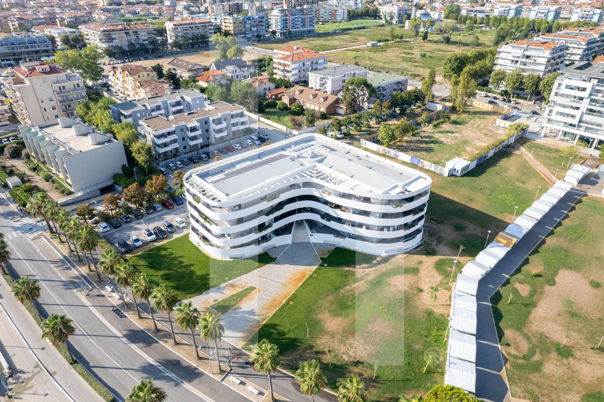 Homiday - Waterfront Montesilvano Marina エクステリア 写真